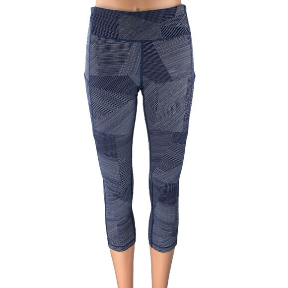 Lululemon Speed Up Women's Blue Striped Crop Yoga Athletic Leggings Pants Size 6 - Picture 1 of 5